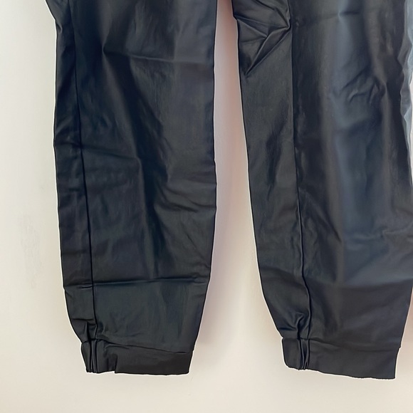 I love Tyler Madison vegan leather joggers size XL - Picture 3 of 4